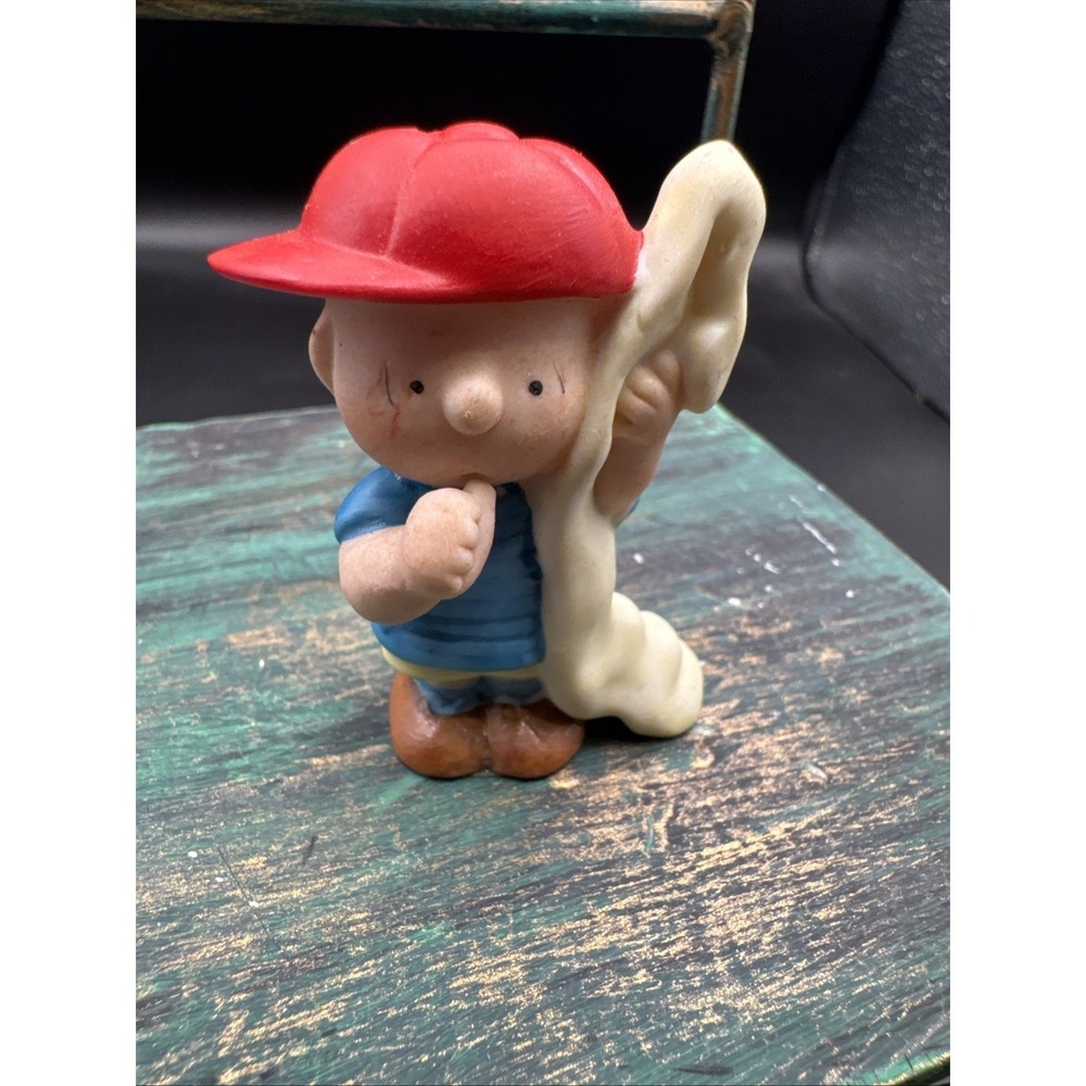 Vintage Peanuts Linus Van Pelt  Ceramic 1952, 1966 United Features Rare HTF